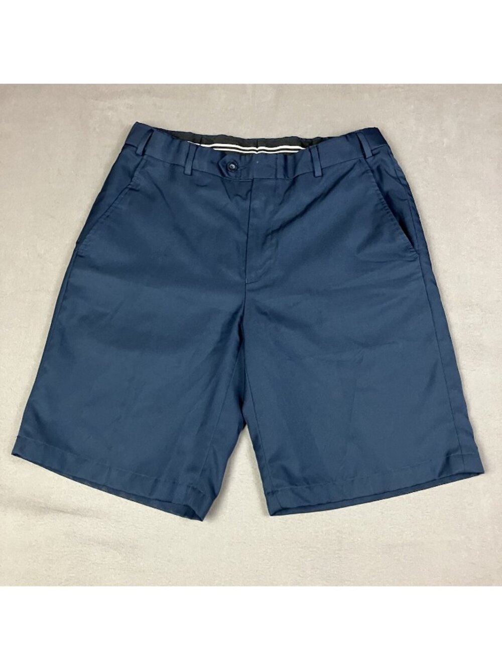 Jos A. Bank Men’s Size 32 Traveler Golf Chino Shorts Navy Blue Tailored Fit